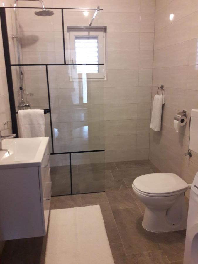 Apartment Splitska Kültér fotó