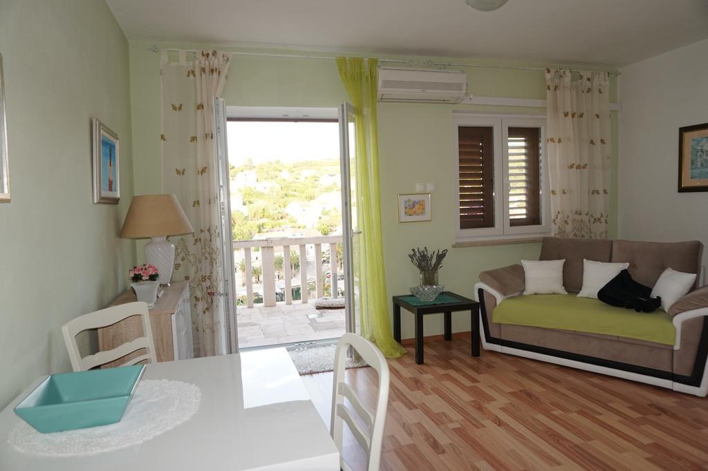 Apartment Splitska Kültér fotó
